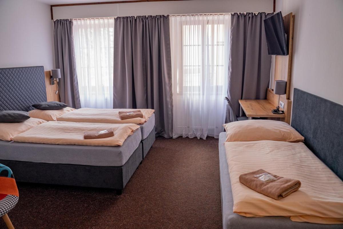 Hotel Zlata Labut Králíky 外观 照片