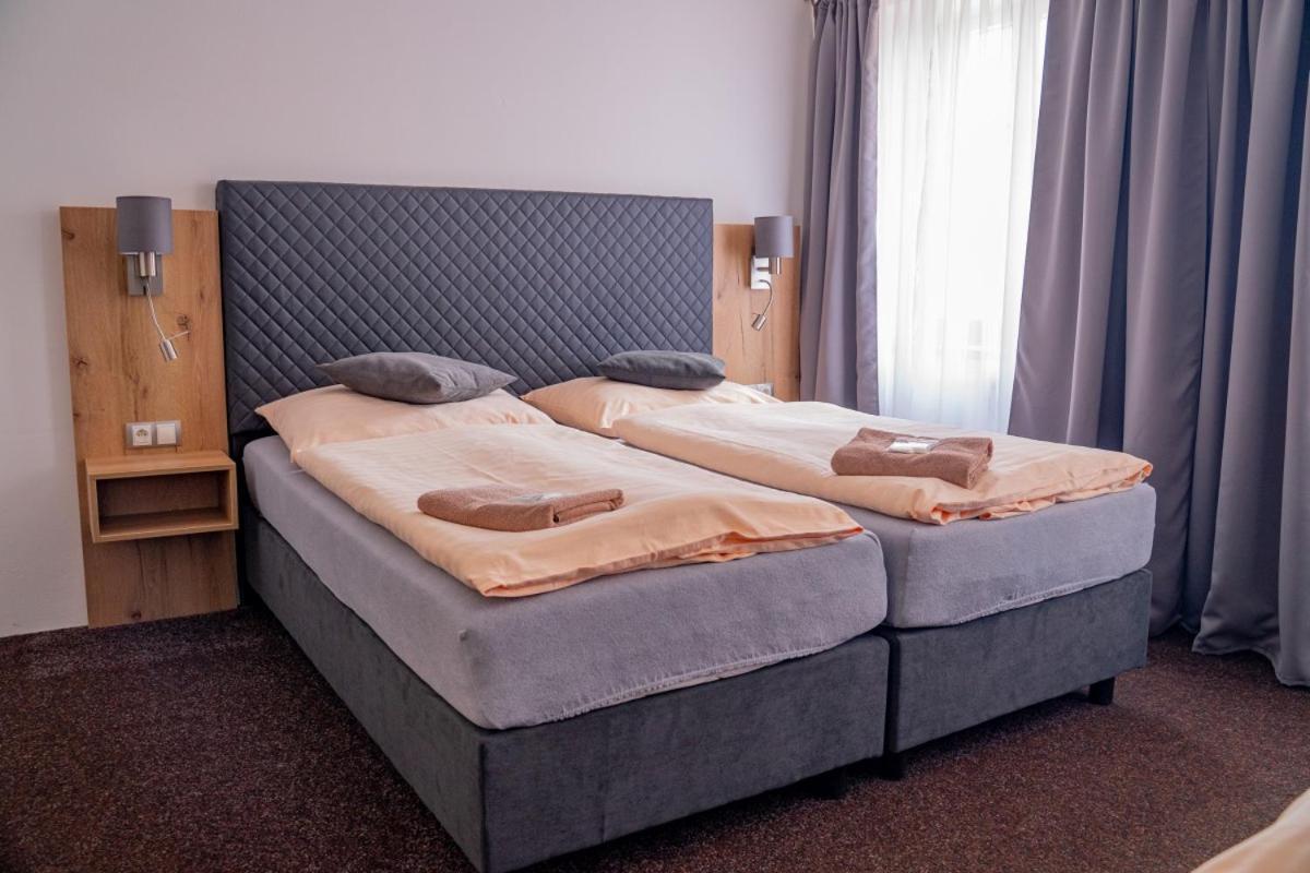 Hotel Zlata Labut Králíky 外观 照片