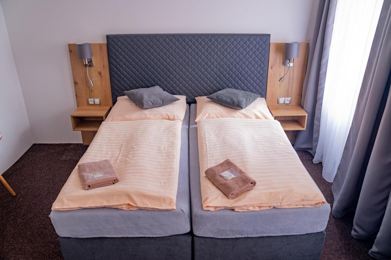 Hotel Zlata Labut Králíky 外观 照片