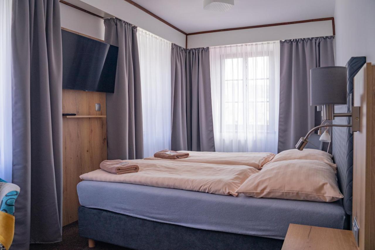 Hotel Zlata Labut Králíky 外观 照片